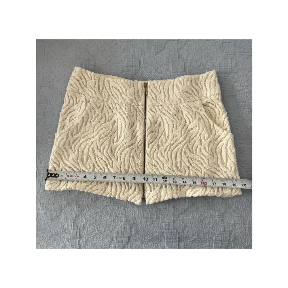 Sezane Ecru White Mini Skirt Sz S Zebra Animal Print Zip